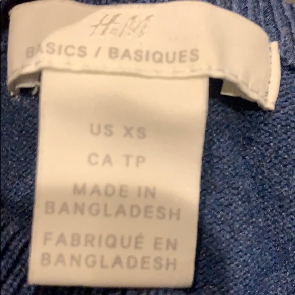 H & M Sweaters - Picture 2 of 5